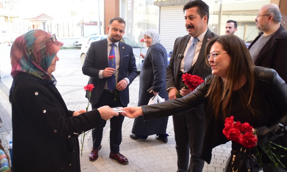BAŞKAN ERCAN ÖZEL: TOPLUMUN GÜCÜ KADINLARIN GÜCÜYLE ÖLÇÜLÜR