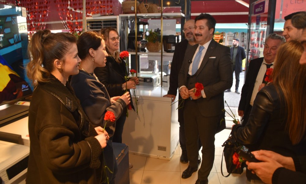 BAŞKAN ERCAN ÖZEL: TOPLUMUN GÜCÜ KADINLARIN GÜCÜYLE ÖLÇÜLÜR