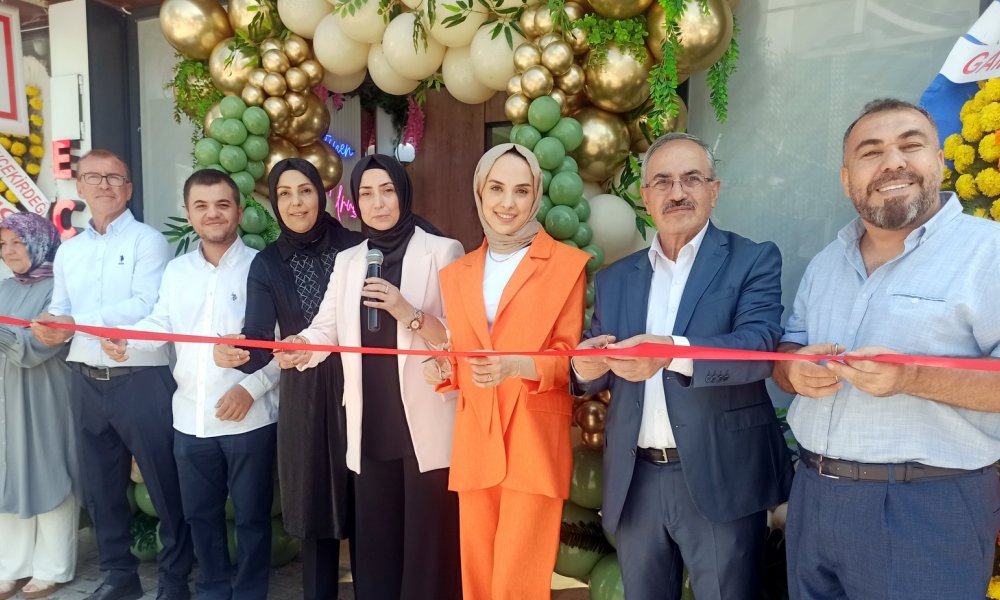 URUÇ AİLESİNİN GURUR GÜNÜ