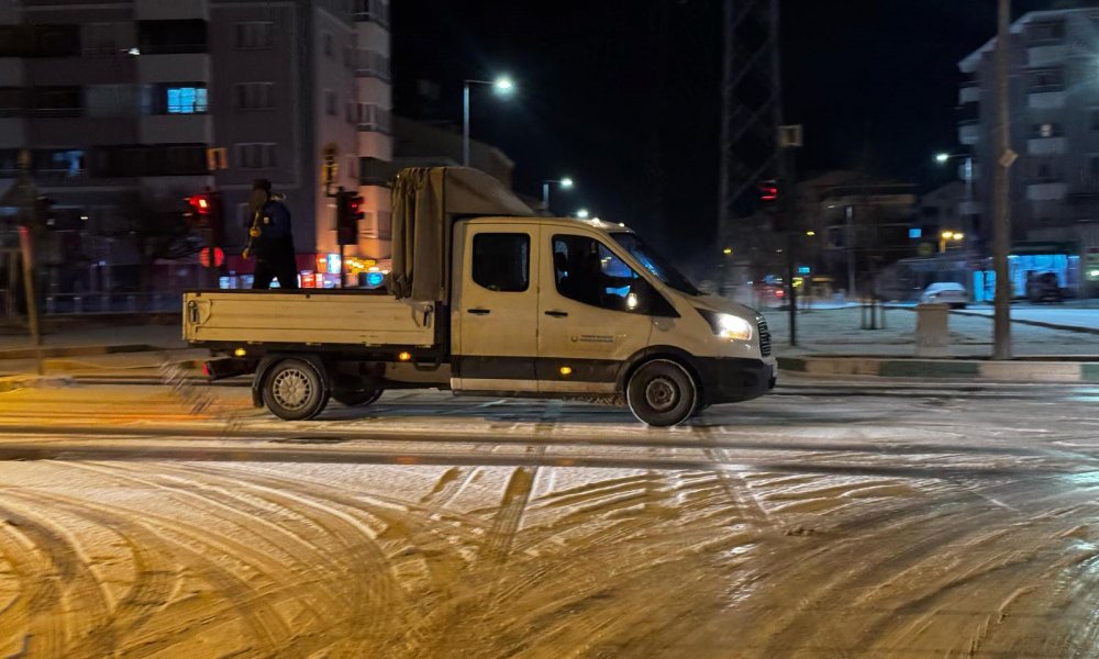 YENİŞEHİR BELEDİYESİ KAR SINAVINI BAŞARIYLA TAMAMLADI